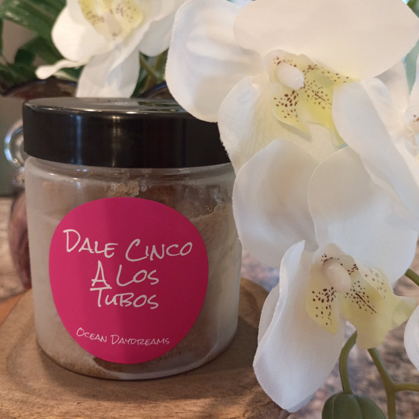 "Dale Cinco a los Tubos" (All Natural Sugar Scrub)