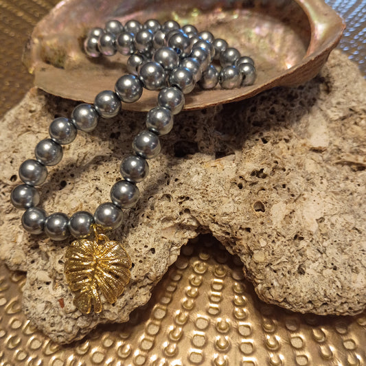 Stretch Elastic Monstera Surf Necklace